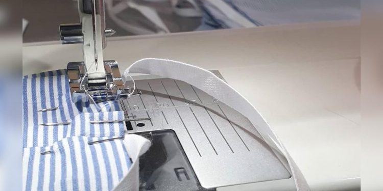 Sartoria di Terracina cuce mascherine e le dona a Ospedale e supermercati di Latina e provincia