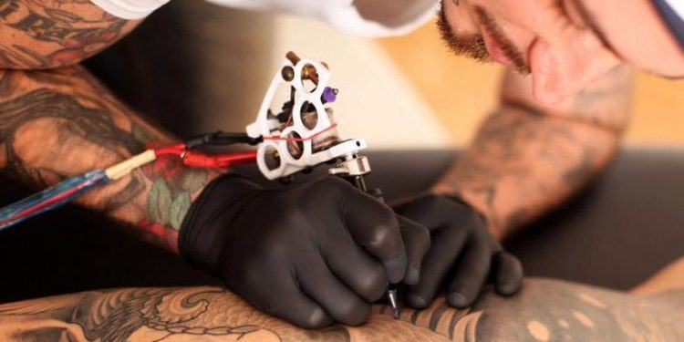 Coronavirus: asta online dei #tatuatoriperlatina per sostenere l’ospedale Goretti