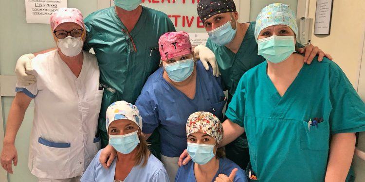 I bambini della scuola elementare del Gionchetto donano i soldi della gita all’ospedale Goretti