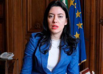 Azzolina: “Probabile chiusura scuole fino a giugno e didattica da casa anche a settembre”