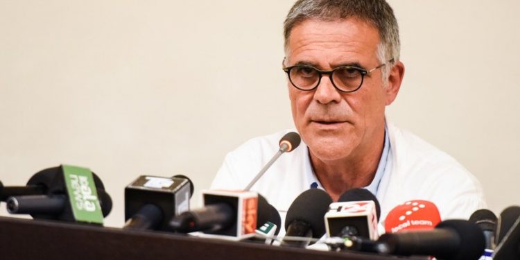 Zangrillo: “Il Covid clinicamente non esiste più, qualcuno terrorizza il Paese”