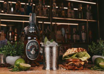 MONSTER BURGER, il 2 luglio  sbarca in zona pub a Latina, totalmente trasformato, il primo Cocktail-Wine- Burger Bar