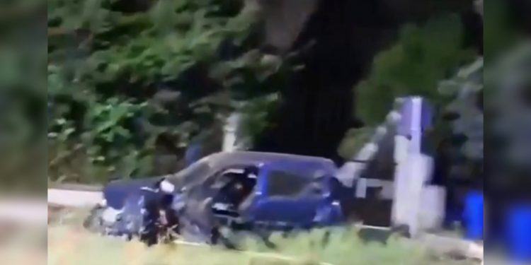 Latina, perde il controllo dell’auto e finisce fuori strada sulla Pontina: grave un uomo VIDEO