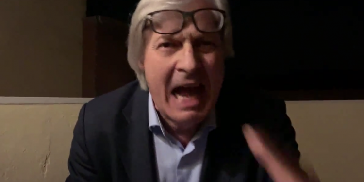 Vittorio Sgarbi appoggia Zangrillo: “I virologi hanno preso per il c… gli italiani e distrutto l’economia!” VIDEO