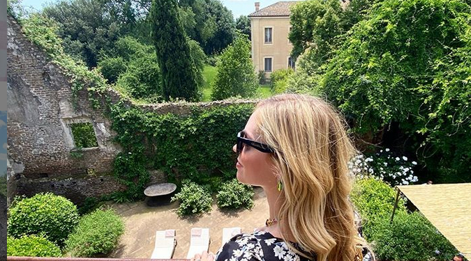 Chiara Ferragni “testimonial” delle bellezze pontine: dopo Ninfa visita Torrecchia Vecchia