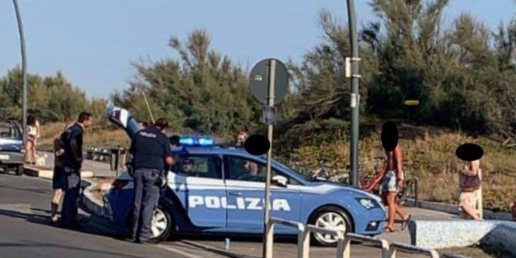 Furti a raffica sotto gli ombrelloni al lido di Latina: in manette due nordafricani