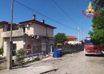 Crolla solaio, operaio di 51 anni muore schiacciato a Sonnino