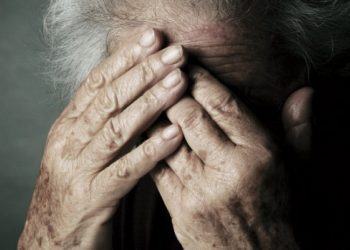 Fingono di essere carabinieri e fanno razzia in una casa di via Nascosa a Latina, anziana sotto shock