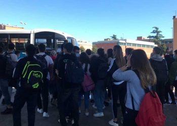 Covid e trasporti a Latina: “Situazione mezzi pubblici e autolinee disastrosa e pericolosa”