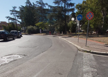 Latina, pista ciclabile in centro abbandonata: “Ennesima dimostrazione di una giunta inefficiente”