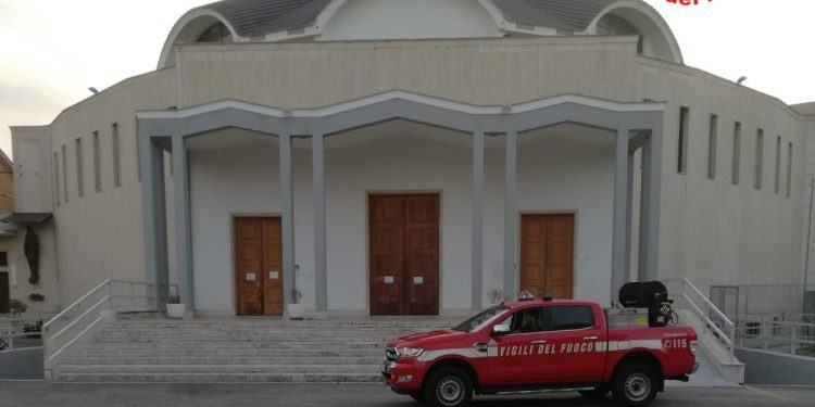 Latina, crolla intonaco in Chiesa: chiusa l’Immacolata
