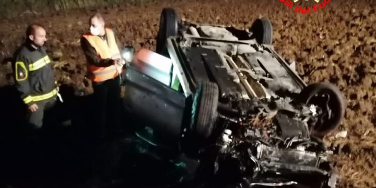 Scontro tra due auto sull’Appia a Cisterna, grave un 20enne