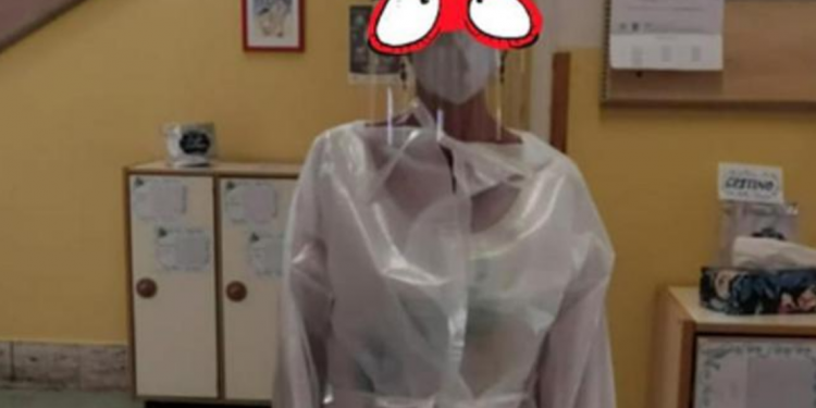 Insegnanti in tenuta anti-Covid anche nelle scuole pontine: “Neanche in ospedale sono conciati così”