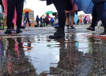 Pioggia e misure anti-Covid: la straziante situazione al plesso scolastico di Borgo Faiti a Latina