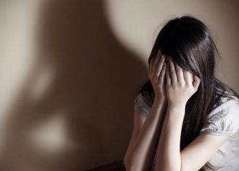 Latina, perseguita e aggredisce la fidanzatina: baby stalker in comunità