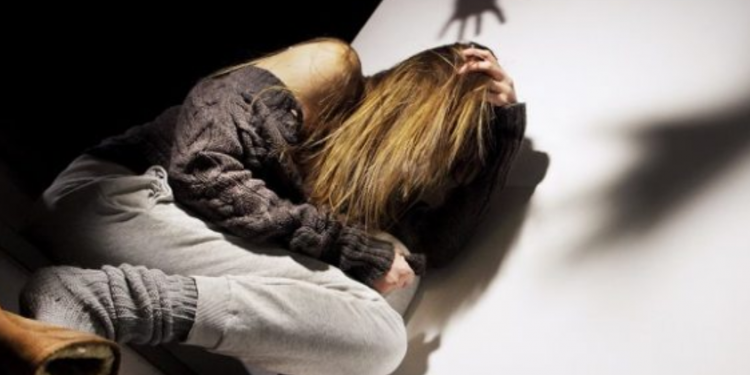 Violenza sessuale su una ragazzina di 12 anni: fermati 3 indiani in provincia di Latina