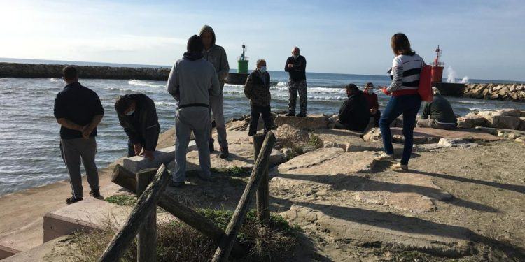 Porto canale di Rio Martino impraticabile,  pescatori disperati. Lunedì conferenza dei servizi