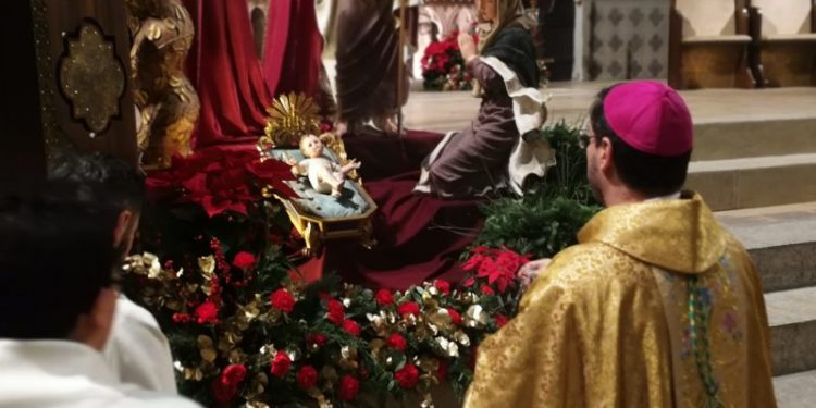 Covid, l’Unione Europea vuole il divieto delle messe a Natale