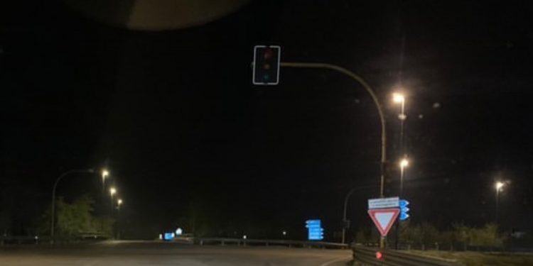 Semaforo spento a “La Storta” di Sezze, entro venerdì sarà ripristinato