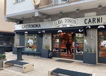 Eccellenze pontine, Elida Toson “carni e gastronomia” compie 50 anni