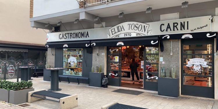 Eccellenze pontine, Elida Toson “carni e gastronomia” compie 50 anni