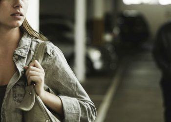 Latina, rende impossibile la vita all’ex compagna con minacce continue: 37enne ai domiciliari