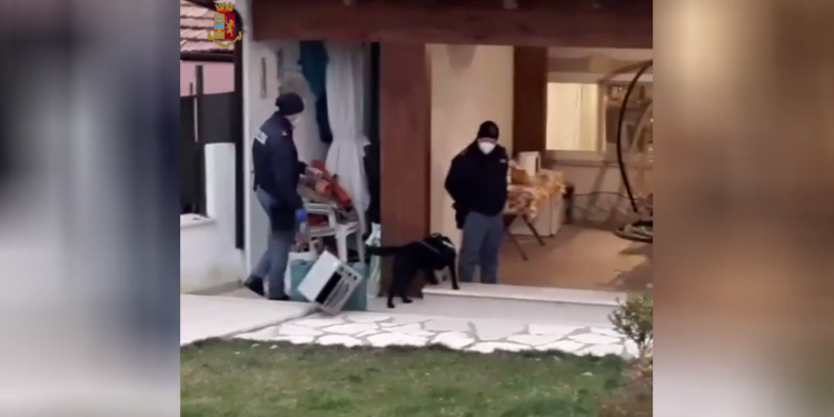 Spaccio di droga ed estorsioni ai commercianti di Latina: ecco chi sono gli arrestati VIDEO