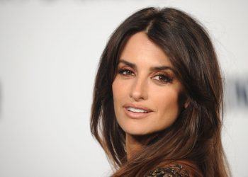 Casting del film con Penelope Cruz semina il panico a Latina: rinviato per assembramento