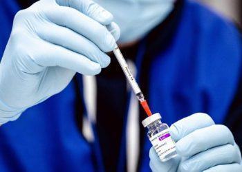 Malore dopo il vaccino AstraZeneca: 35enne di Latina ricoverata in gravi condizioni al Goretti