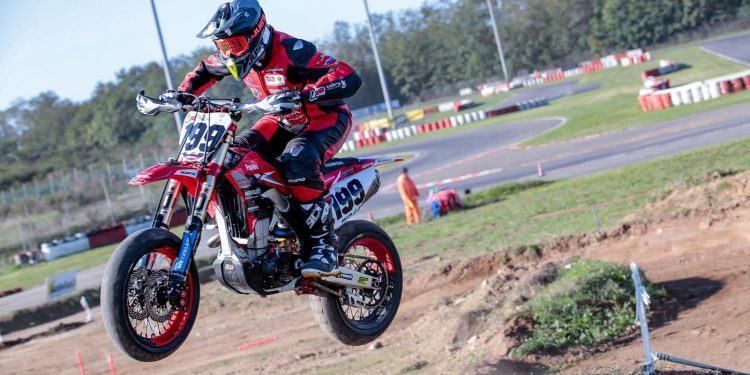 Luca Bozza è pronto a lasciare il segno nella massima categoria di Motard