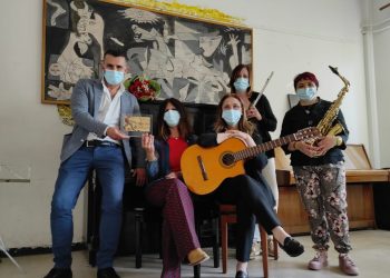L’orchestra e coro dell’Istituto Comprensivo G.Verga di Pontinia presenta : Finalmente musica dal vivo