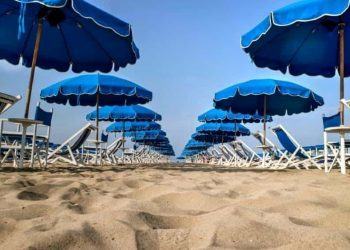 A Latina la stagione balneare parte l’8 maggio: ecco le regole