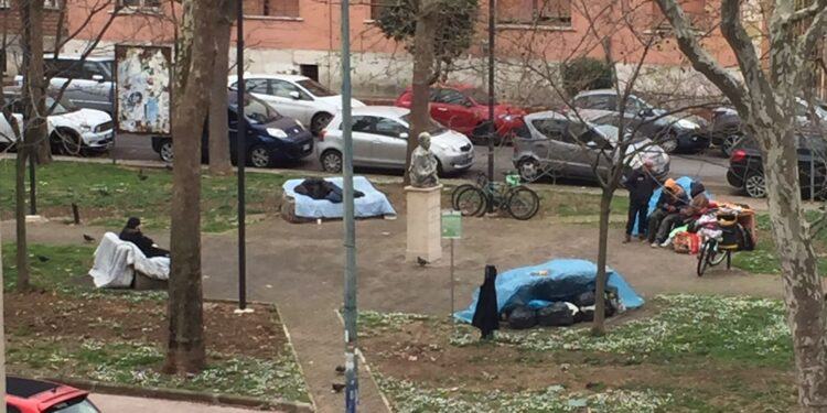 Degrado in pieno centro a Latina: “Non è possibile assistere inerti alla situazione in viale Don Morosini”