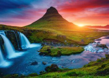 Viaggi organizzati in Islanda per non lasciarsi sfuggire la bellezza di questa terra primordiale