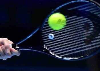 Record nel tennis: Esplorazione dei record più incredibili e delle performance leggendarie