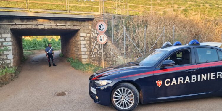 Ragazza di 18 anni sequestrata tra Pontinia e Sezze: “Paga la droga o ti facciamo stuprare”