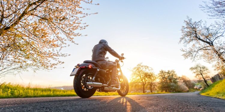 Preventivo assicurazione moto: trend al rialzo per le tariffe nel 2024