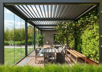 Rivoluziona il Tuo Esterno: Le Pergole Bioclimatiche per Giardini, Terrazzi e Verande