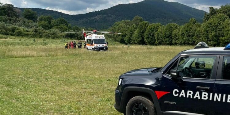 Ragazza precipita durante arrampicata sulla falesia a Norma: elitrasportata al Goretti