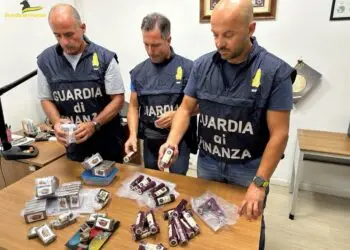 Trovato con sette chili di hashish: arrestato un giovane di Sezze