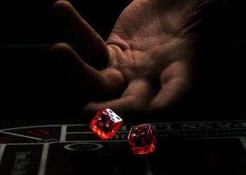 Il gioco d’azzardo a Latina: la spesa annua aumenta e le associazioni di volontariato intervengono