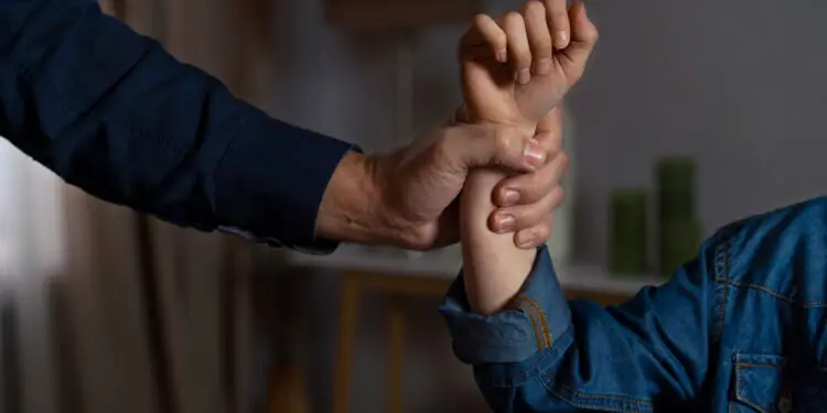 “Mio Zio ha abusato di me quando avevo 12 anni”