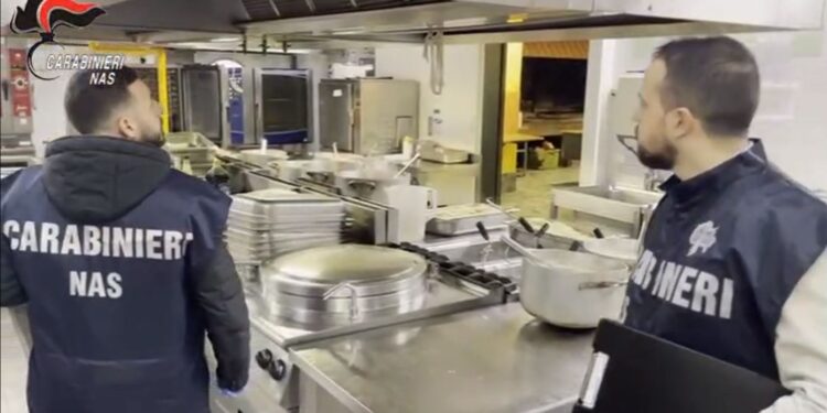 Controlli nelle mense scolastiche di Latina e provincia: 6 strutture non conformi e multe