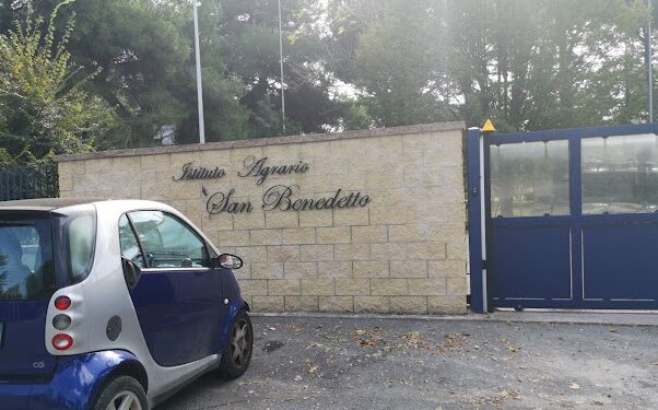 Lutto nel mondo della scuola pontina: scomparsa Cristiana Angiello, docente storica del San Benedetto di Latina