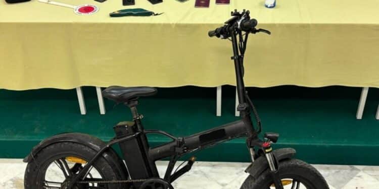 Pusher “rider” fermato in provincia di Latina: in casa 10mila euro in contanti