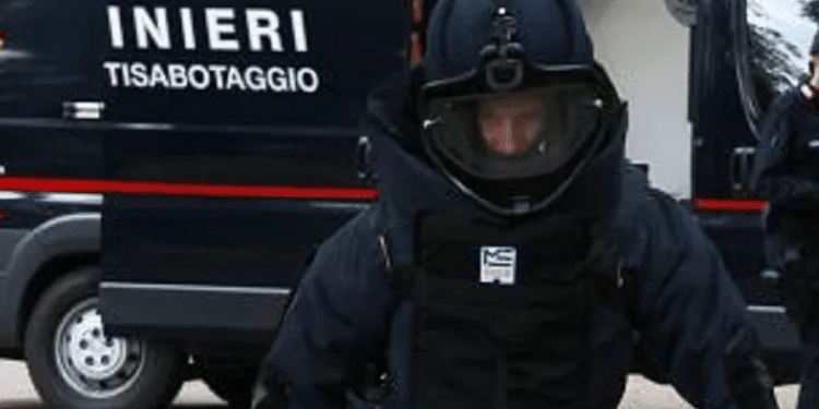 Ancora tensione ad Aprilia: bomba sospetta ritrovata nel centro della città, cresce il clima di paura