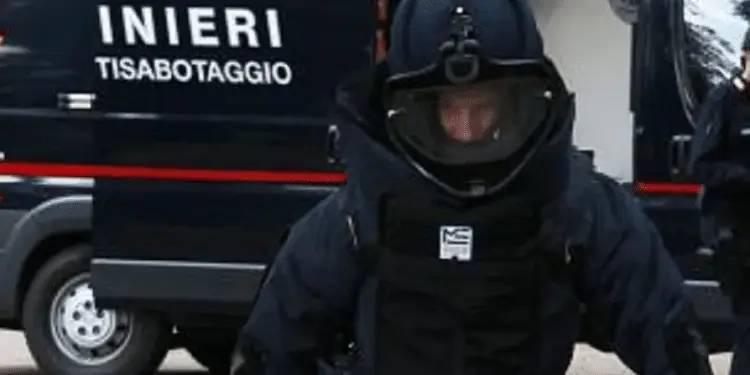Ancora tensione ad Aprilia: bomba sospetta ritrovata nel centro della città, cresce il clima di paura