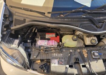 Sorpresa nel cofano di un’auto: scoperti quasi 2 chili di droga, arrestati due pusher a Latina