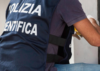 Violenta lite tra pusher a Latina: orecchio staccato a morsi e coltellate