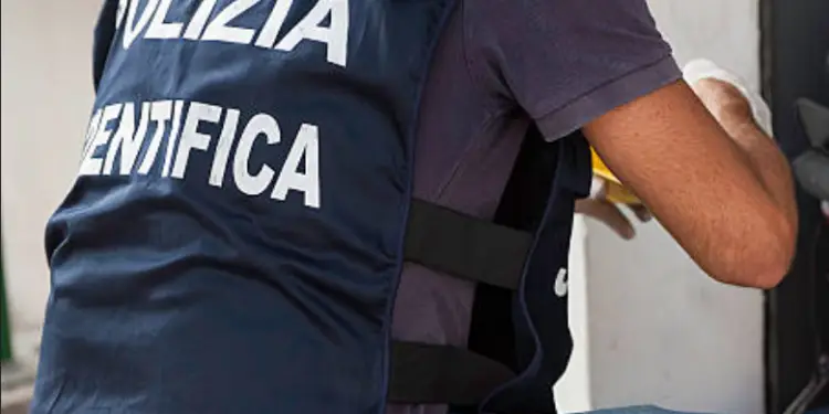 Violenta lite tra pusher a Latina: orecchio staccato a morsi e coltellate